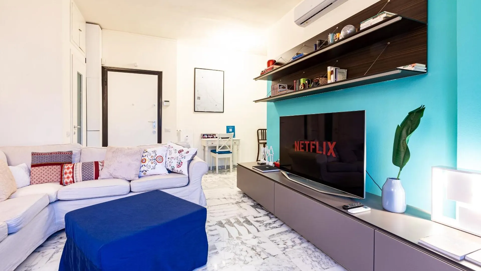 Piazza Gramsci Amazing Apartment With Balcony - Top Collection Mediolan 0*,
